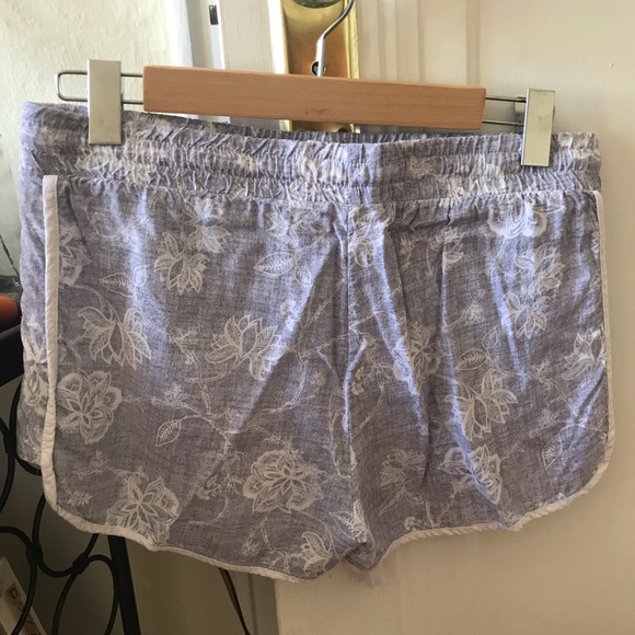 flowy lotus shorts! - Picture 2 of 6